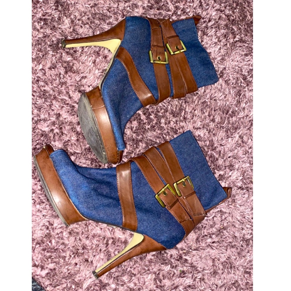 High heel booties